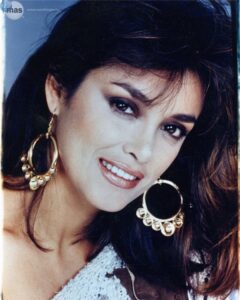 Актриса Лусия Мендес Актриса Лусия Мендес