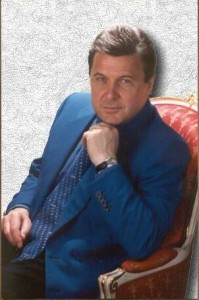 Лев Лещенко