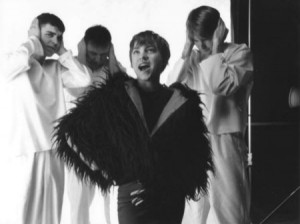 Певица Ирина Акимцева (Лакмус). Певица Ирина Акимцева (Лакмус).