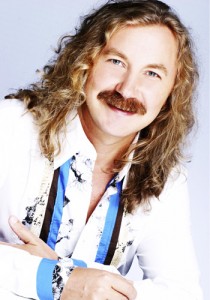 Игорь Николаев Игорь Николаев, верит в Бога