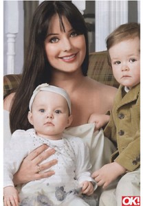 Оксана Федорова с дочкой Елизаветой и сыном Федором. Оксана Федорова с дочкой Елизаветой и сыном Федором.