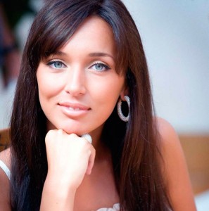 Певица Алсу Певица Алсу