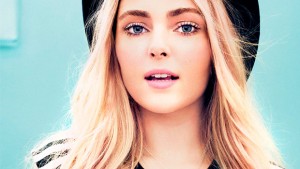 Актриса АннаСофия Робб АннаСофия Робб, здоровье, спорт, верующая, вера в Бога, Христианство, помощь людям, животным, благотворительность