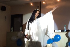 Певица Евгения Лагуна Певица Евгения Лагуна, благотворительный концерт, Санкт-Петербург, дети-сироты, Дидье Маруани