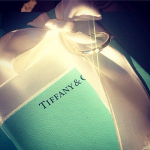 Обручальное колечко от "Тиффани" Обручальное колечко от "Тиффани"