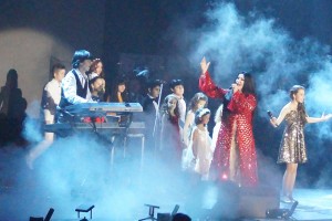 Концерт «Космическая опера». Дидье Маруани, Евгения Лагуна Концерт «Космическая опера». Дидье Маруани, Евгения Лагуна