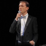 Олег Погудин. Эксклюзивное фото Светланы Фатьяновой с концерта. Олег Погудин. Эксклюзивное фото Светланы Фатьяновой с концерта.