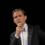 Олег Погудин. Эксклюзивное фото Светланы Фатьяновой с концерта. Олег Погудин. Эксклюзивное фото Светланы Фатьяновой с концерта.