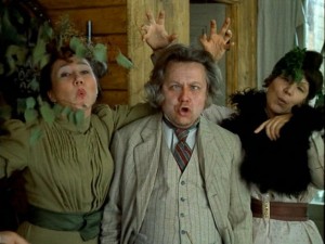 Кадр из фильма "Неоконченная пьеса для механического пианино". Кадр из фильма "Неоконченная пьеса для механического пианино".