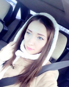 Певица Яна Лысенко Певица Яна Лысенко