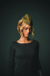 Премьера клипа. Певица Юлия Паршута представляет видео ко Дню Победы