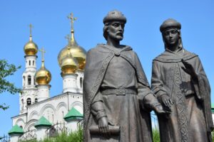 Святые Петр и Феврония Православие, храм, святые Петр и Феврония, памятник