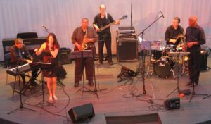 Джазовая певица Яна Тюлькова Джазовая певица Яна Тюлькова