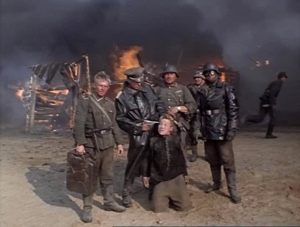 Кадр из фильма «Иди и смотри». Кадр из фильма «Иди и смотри».