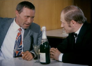 Кадр из фильма "Калина красная" Кадр из фильма "Калина красная"