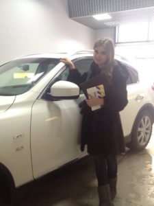 Телеведущая Ольга Паршина Телеведущая Ольга Паршина