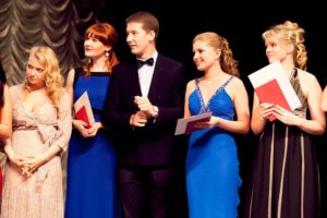 Телеведущая Ольга Паршина Телеведущая Ольга Паршина, диплом МГУ