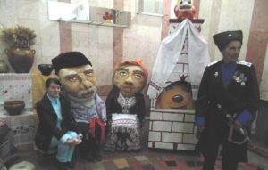 Журналист Светлана Фатьянова и артист ансамбля «Благовест» Александр Иванович Гончаров. Журналист Светлана Фатьянова и артист ансамбля «Благовест» Александр Иванович Гончаров.