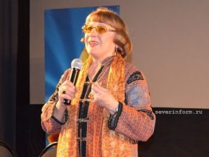 Яцкина на встрече со зрителями, наши дни Яцкина на встрече со зрителями, наши дни