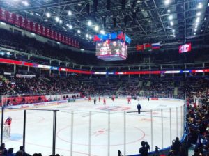 Хоккей. Фото с ледового стадиона: игра Россия - Белоруссия. Рената Камалова, хоккей, сборная России