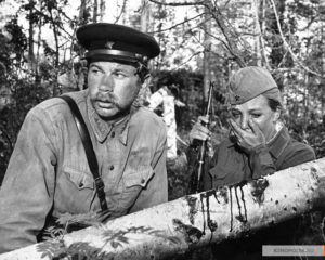 Кадр из фильма «А зори здесь тихие» Кадр из фильма «А зори здесь тихие»