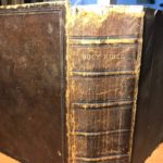 Библия на английском языке, изданная в Лондоне в 1859 году. Библия на английском языке, изданная в Лондоне в 1859 году.
