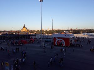 Стадион "Нижний Новгород". Вид на собор Александра Невского. Фото Михаила Семёнова. Стадион Нижний Новгород. Вид на собор Александра Невского. Фото Михаила Семёнова.