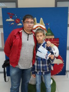Михаил Семёнов с сыном. Матч Аргентина - Хорватия, 2018 Михаил Семёнов с сыном. Матч Аргентина - Хорватия, 2018