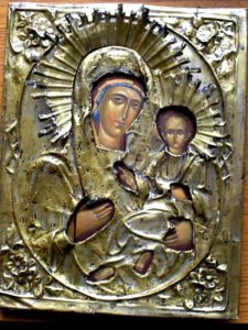 Иконописный тип Одигитрия. В медном окладе. Моя ставропольская реставрация. Иконописный тип Одигитрия. В медном окладе. Моя ставропольская реставрация.