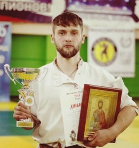 Денис Антипов Денис Антипов