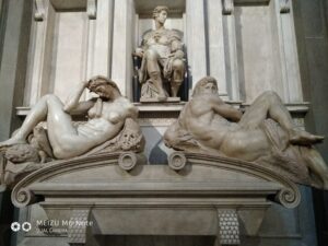 Скульптуры Микеланджело из Капеллы Медичи. “День и ночь”. Скульптуры Микеланджело из Капеллы Медичи. “День и ночь”.