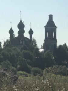 Храм в деревне Храм в деревне