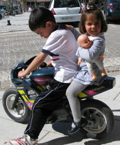 Мама, я байкера люблю. Мама, я байкера люблю.