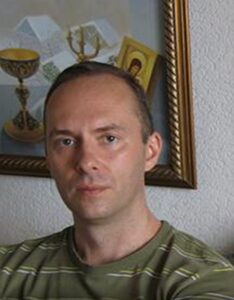 Член Союза дизайнеров России, доцент Константин Чепуков. Член Союза дизайнеров России, доцент Константин Чепуков.