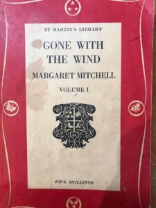 Книга "Gone with the wind"
