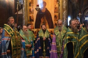 Митрополит Иларион, служба Митрополит Иларион, служба