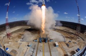 От заката до рассвета "Восточный" к службе готов. Восточный