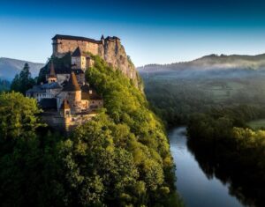 Оравский замок в Словакии. Оравский замок в Словакии