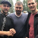 Это была встреча века. Прошло почти десять месяцев. Ради этой встречи один из нас за день проехал от Череповца до Мышкина, переехав Волгу, а двое - за день от Москвы до Мышкина через Калязин и Углич, переехав Волгу дважды. Такое не забывается никогда! Встреча друзей