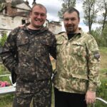 Максим Левин и Вадим Грачев. Родная кровь! Даже костюмами похожи :) Один, но двойной портрет :) Максим Левин и Вадим Грачев