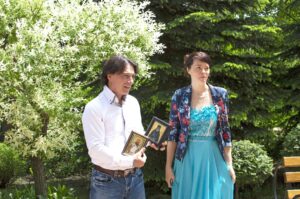 Актер Эвклид Кюрдзидис и иконописец Светлана Фатьянова Актер Эвклид Кюрдзидис и иконописец Светлана Фатьянова