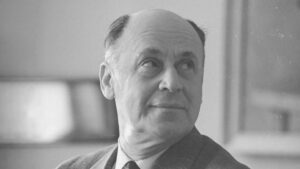 Борис Ливанов