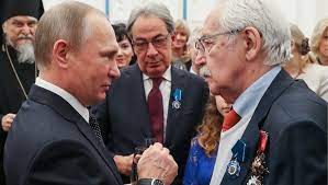 Владимир Путин и Василий Ливанов Владимир Путин и Василий Ливанов