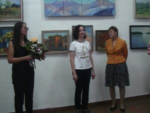 Ольга Биценти, флорист Яна Логвинова и Ольга Сергеевна Алексенко. Ольга Биценти, флорист Яна Логвинова и Ольга Сергеевна Алексенко.