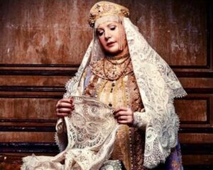 Шелковая нить, протянутая сквозь века