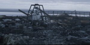 Самоходный транспортный робот СТР-1 за уборкой радиоактивного мусора на крыше ЧАЭС. Самоходный транспортный робот СТР-1 за уборкой радиоактивного мусора на крыше ЧАЭС