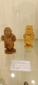 Арутюнов Р. Э., член СХ РФ. Скульптура малых форм. "Купец", "Спорщик". Арутюнов Р. Э., член СХ РФ. Скульптура малых форм. "Купец", "Спорщик".