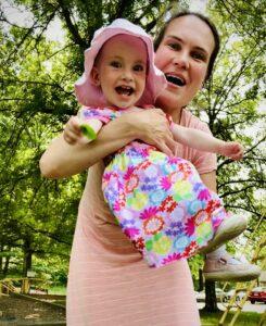 Яна Тюлькова с дочкой Изабеллой Яна Тюлькова с дочкой Изабеллой