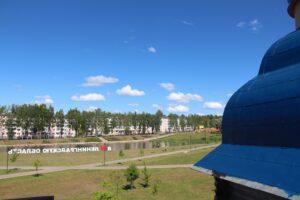 Вид с колокольни на город Вид с колокольни на город. Храм Покрова Пресвятой Богородицы, г. Бокситогорск