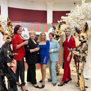 Анна Гайдаш с коллегами Анна Гайдаш с коллегами